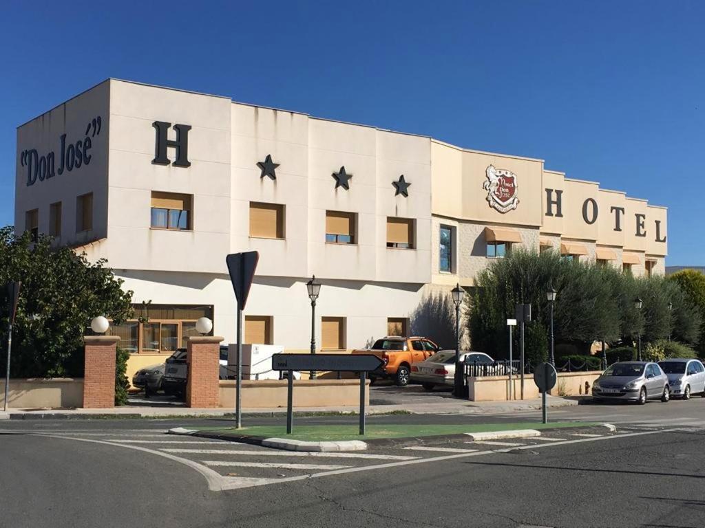 Hospedium Hotel Don Jose Castalla Exterior foto